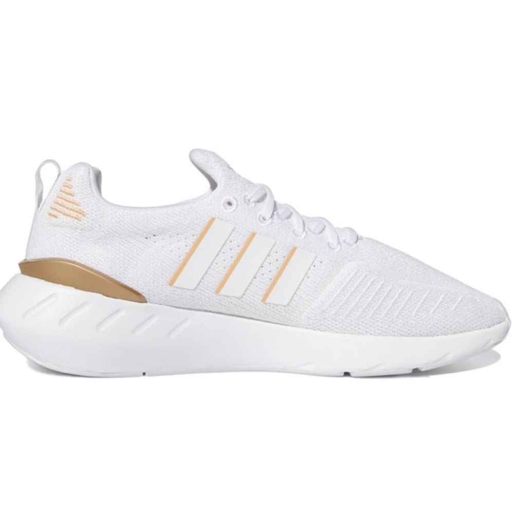 Adidas Womens Swift Run 22 White Sneakers Running Sz 8